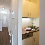 Berliner Hof, App. 502, Strandallee 141,